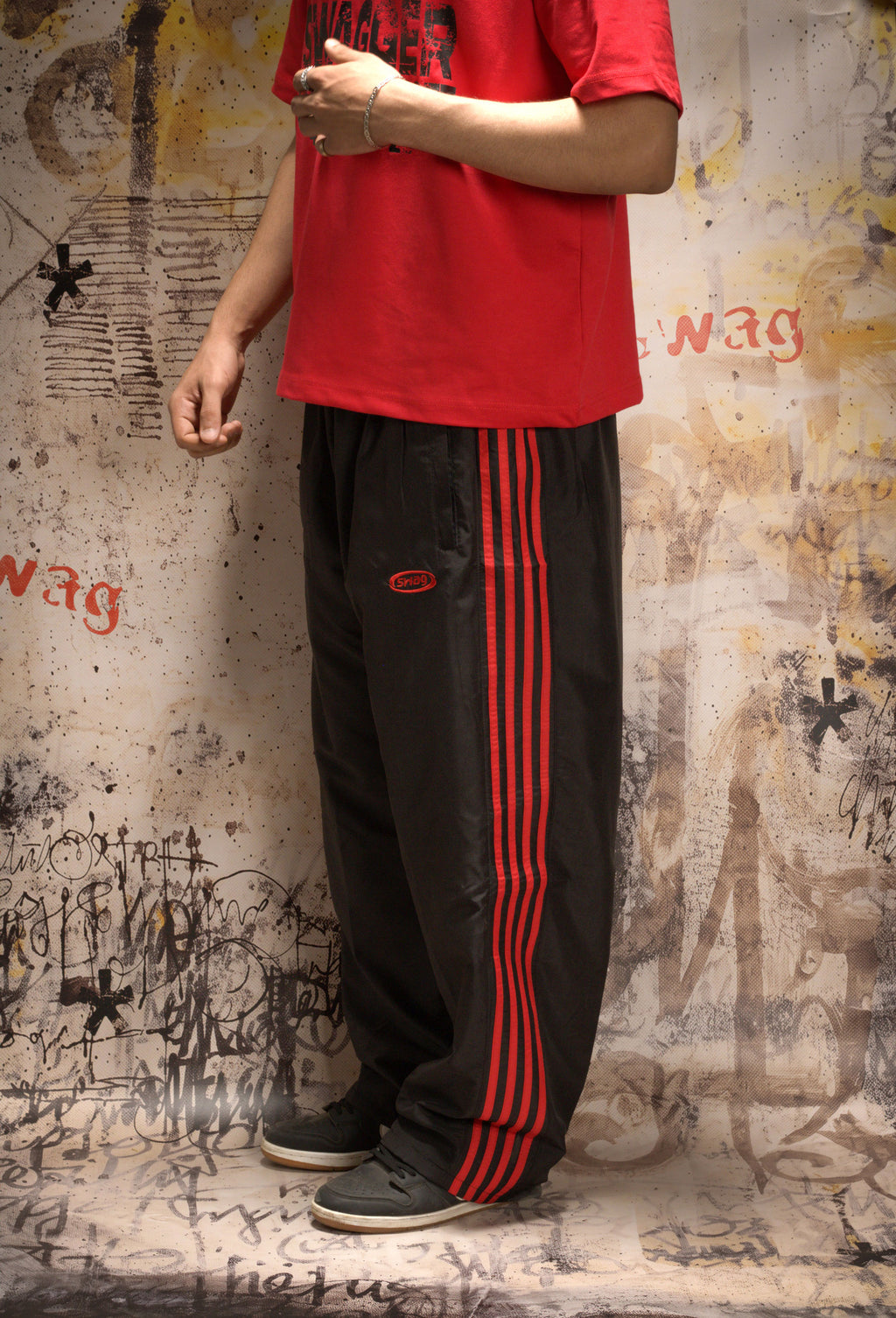 llllSTRIPS TRACK PANTS (bloody wave01)