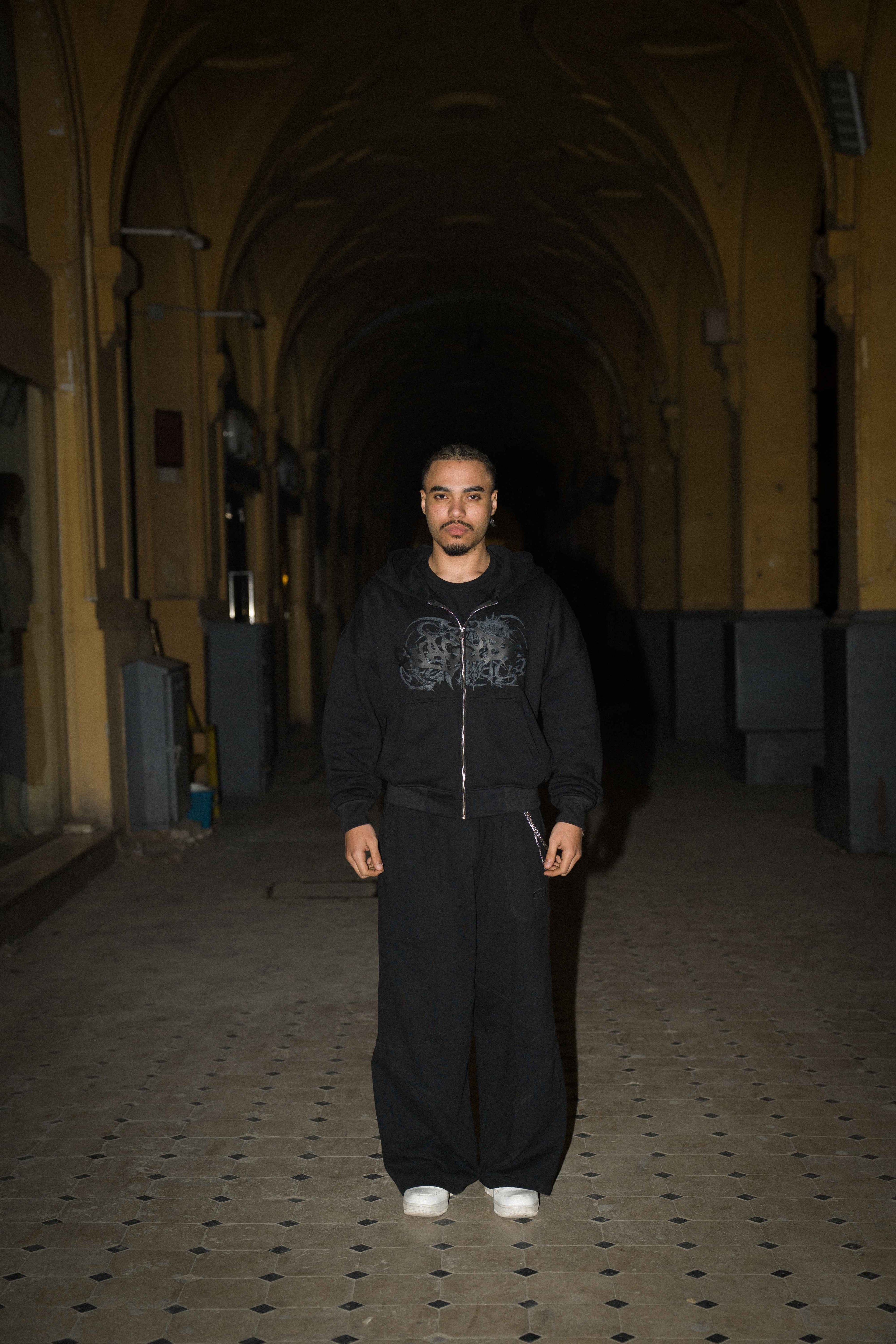 SWAGYBOI ''zip up'' CROPPED FIT